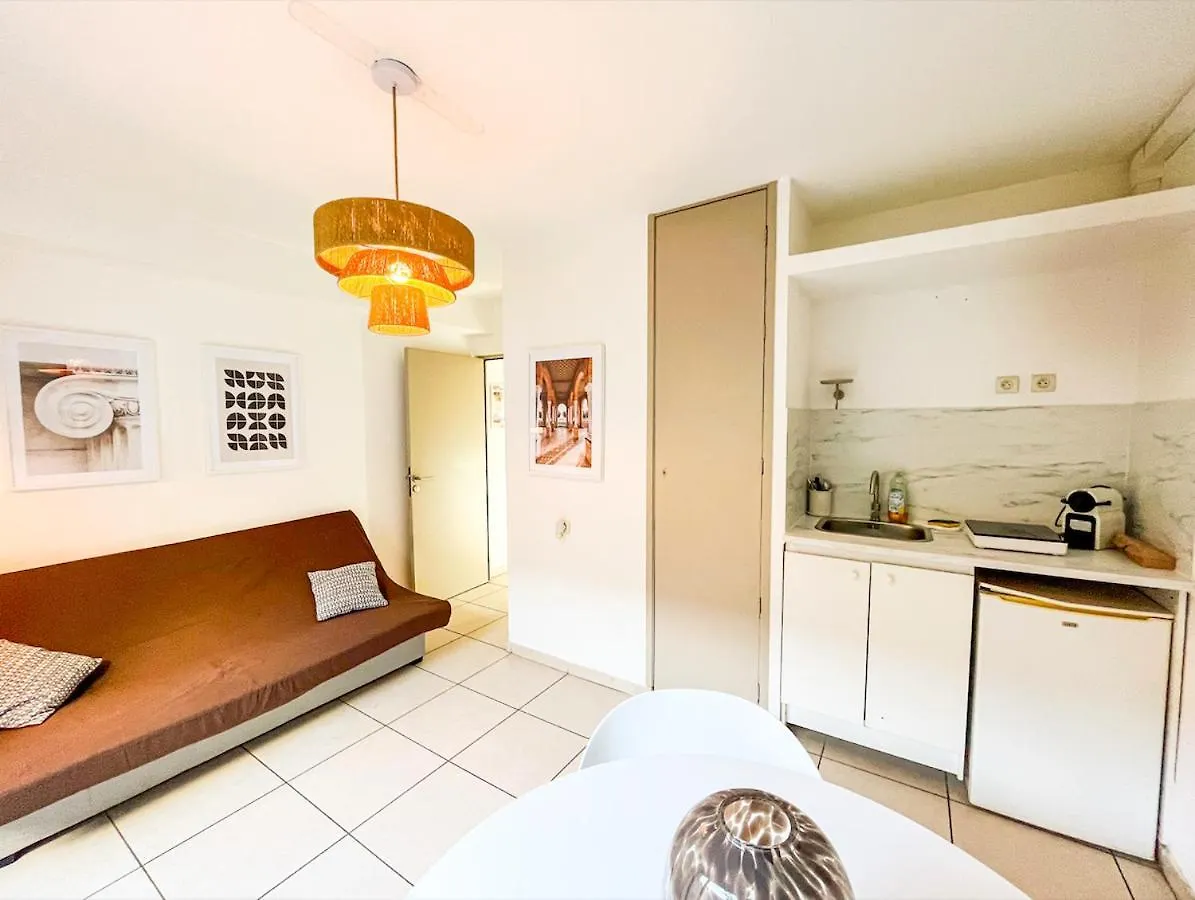 Suite Coumba Villeurbanne Apartmán